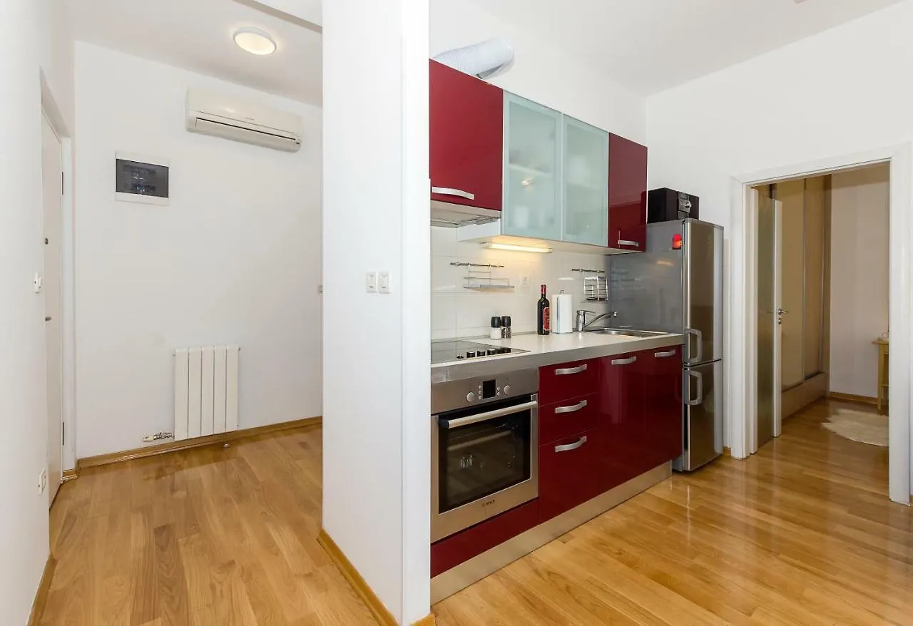 Apartment Mm Split